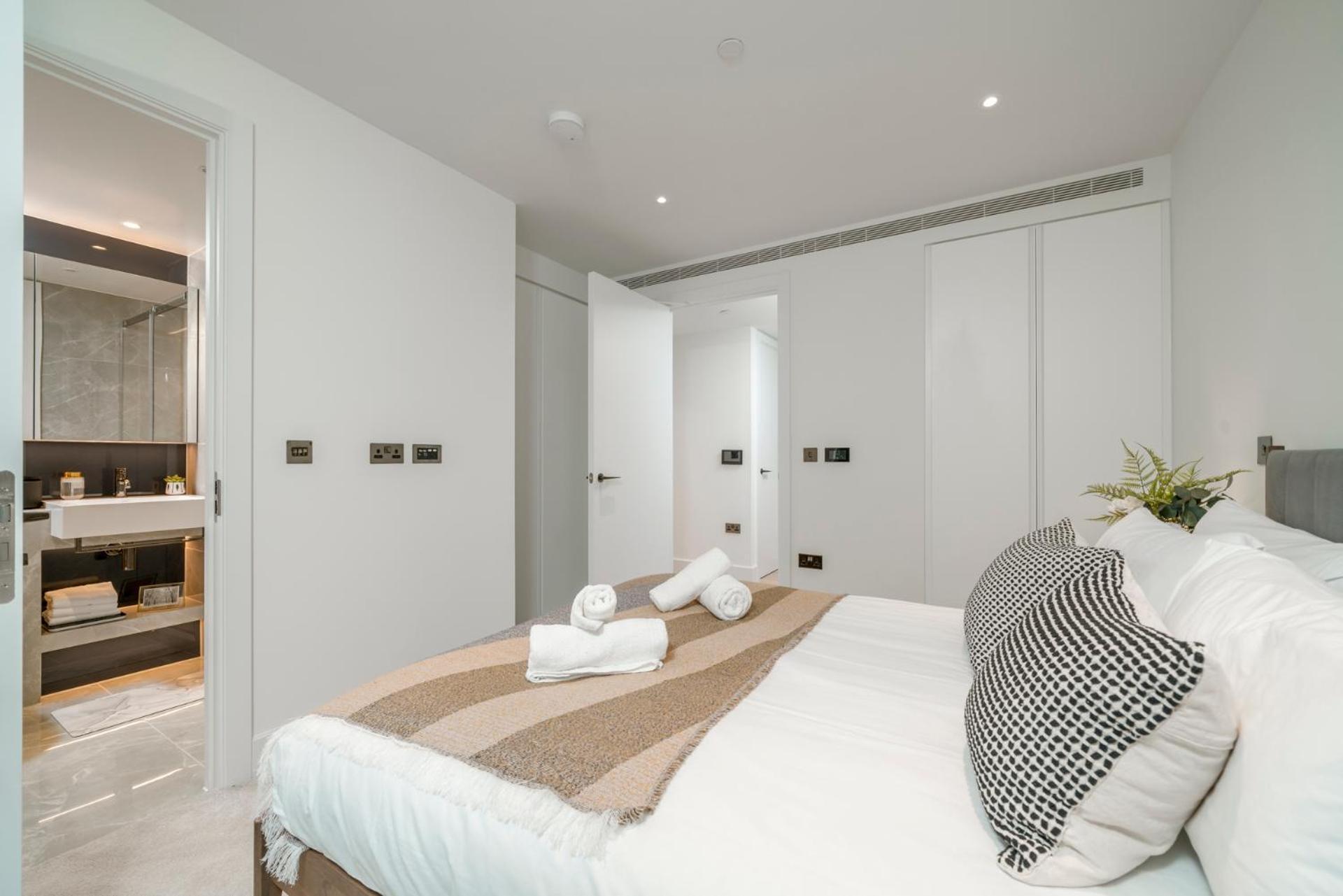 2 Bedroom Westfield Near Appartamento